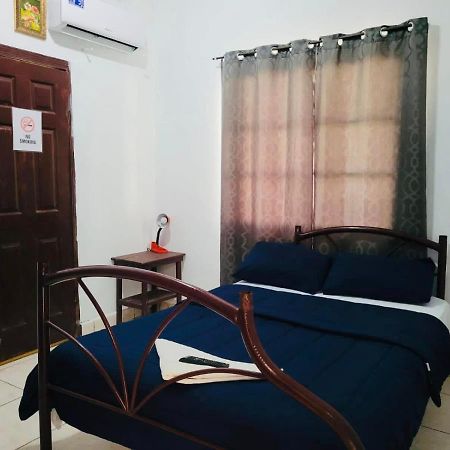 Hostal Rudy'S Beach Puerto Cortes Kültér fotó
