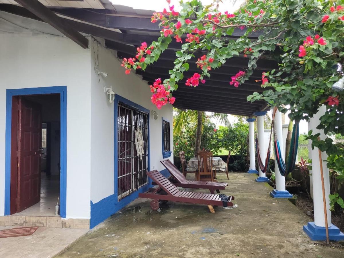 Hostal Rudy'S Beach Puerto Cortes Kültér fotó