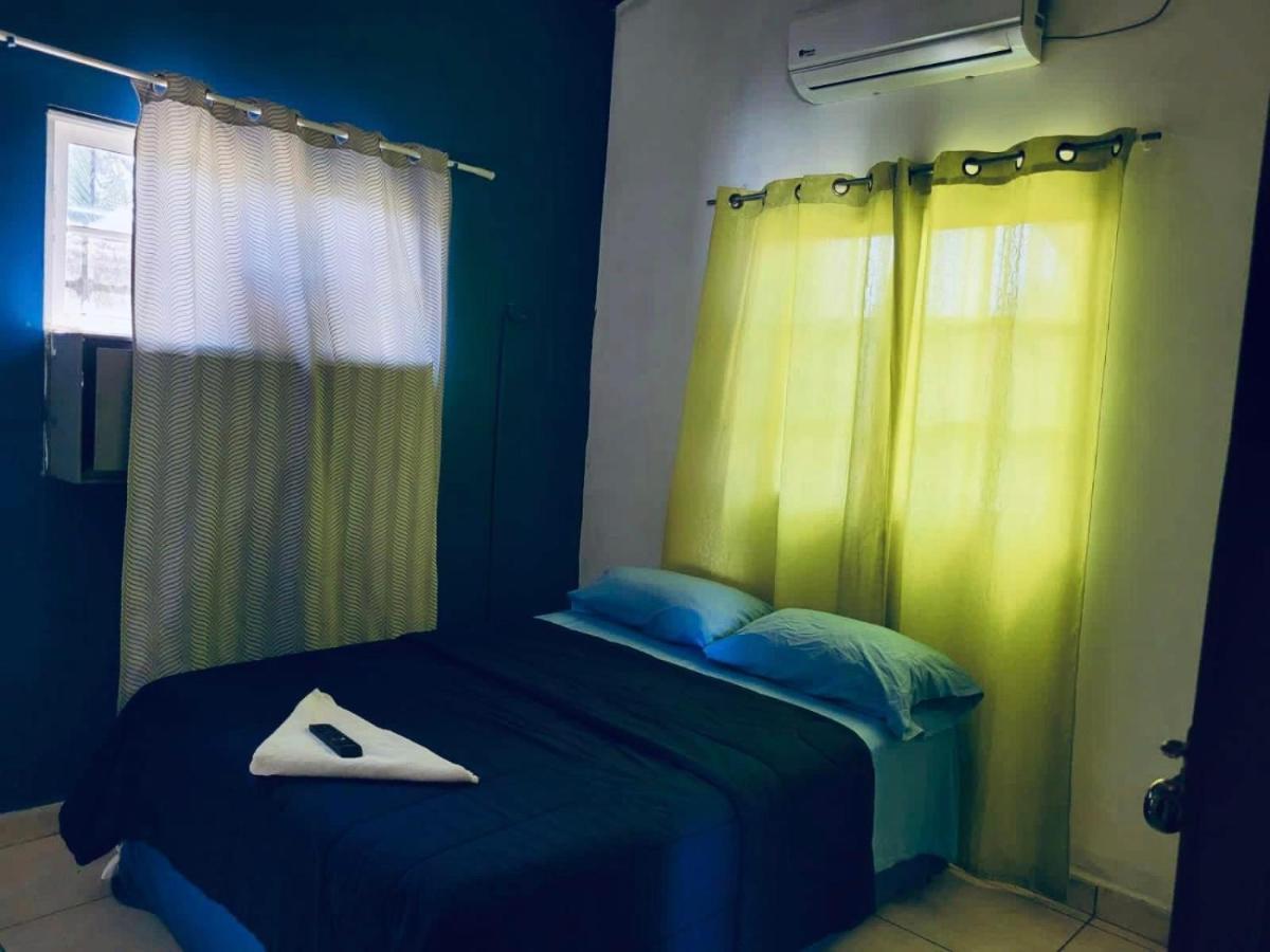 Hostal Rudy'S Beach Puerto Cortes Kültér fotó