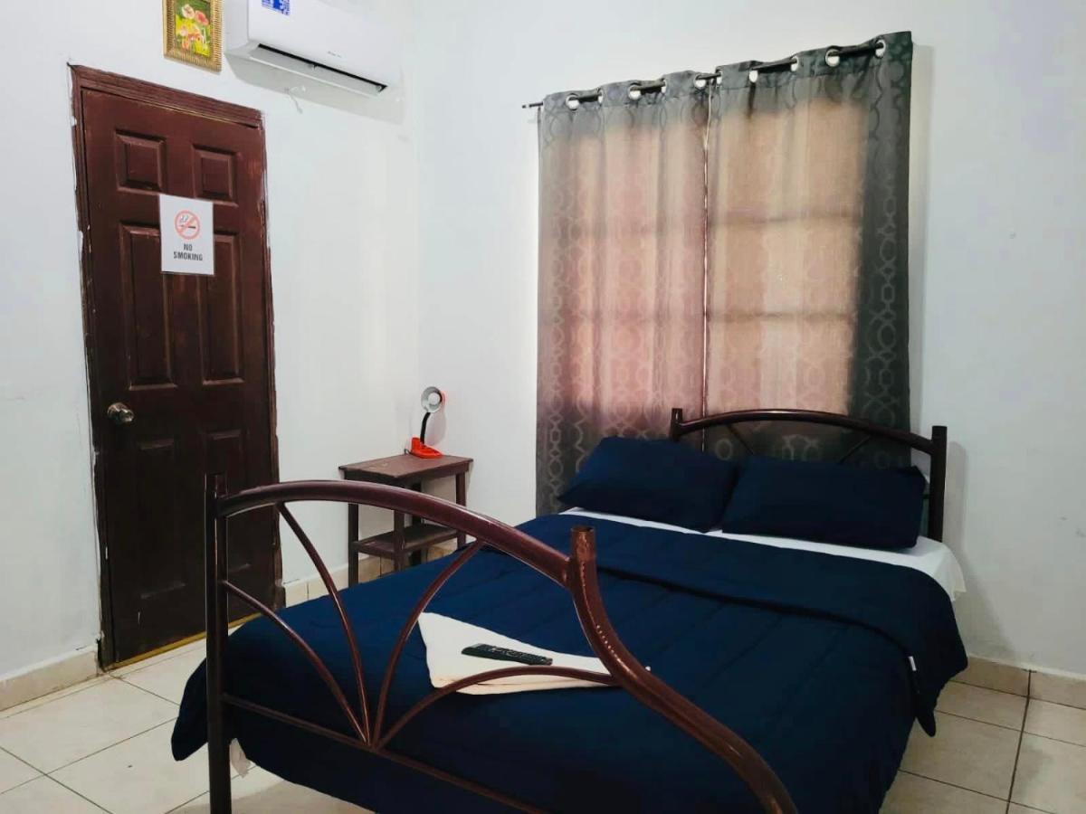 Hostal Rudy'S Beach Puerto Cortes Kültér fotó